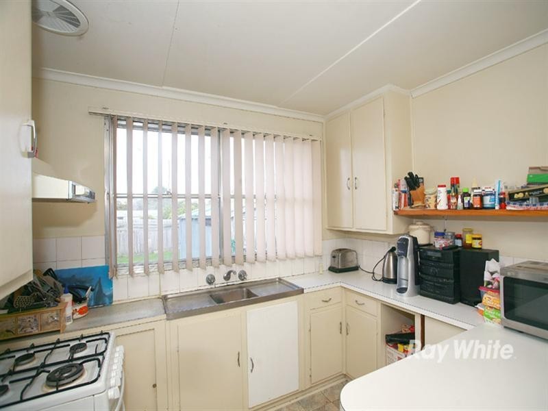 27 Cootamundra Street, Doveton VIC 3177