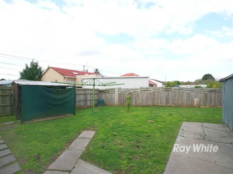 27 Cootamundra Street, Doveton VIC 3177