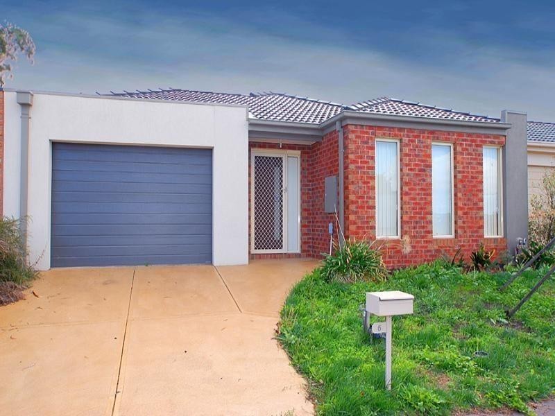 6 Westbrook Drive, Keysborough VIC 3173