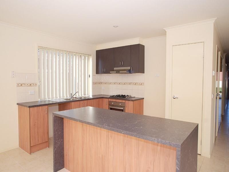 6 Westbrook Drive, Keysborough VIC 3173