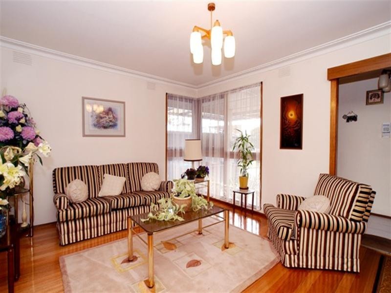 34 Jacksons Road, Noble Park North VIC 3174