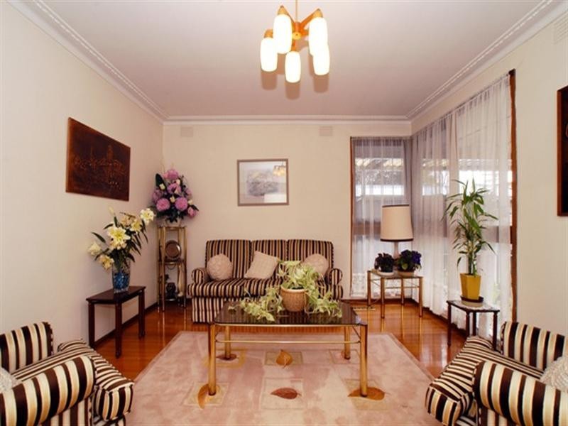 34 Jacksons Road, Noble Park North VIC 3174