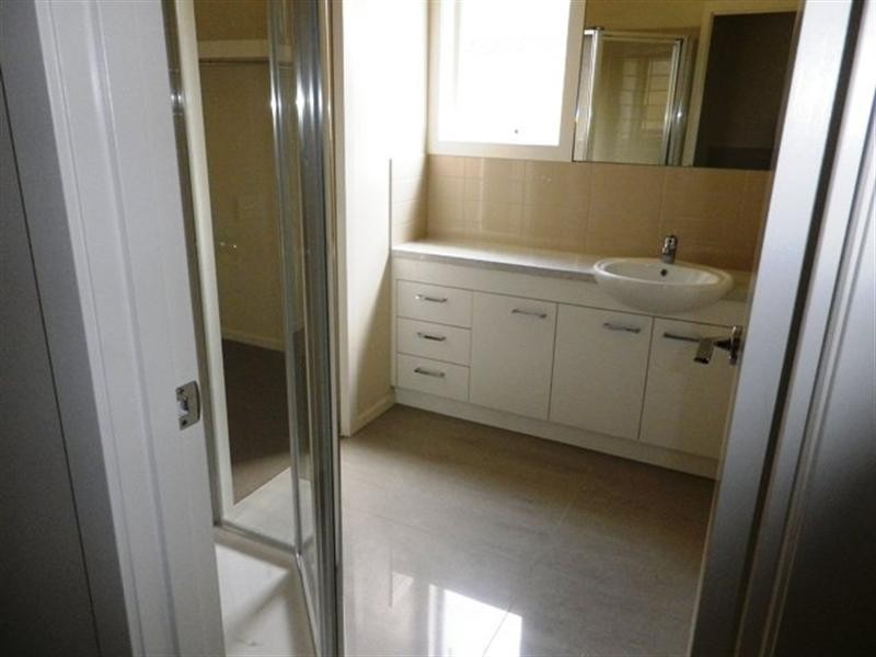 2/60 Noble Street, Noble Park VIC 3174