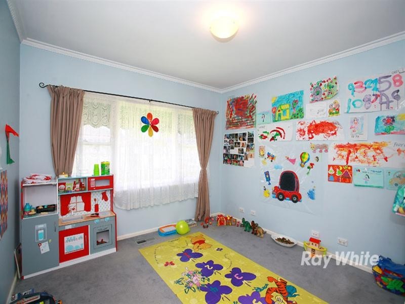 27 Philip Street, Dandenong North VIC 3175