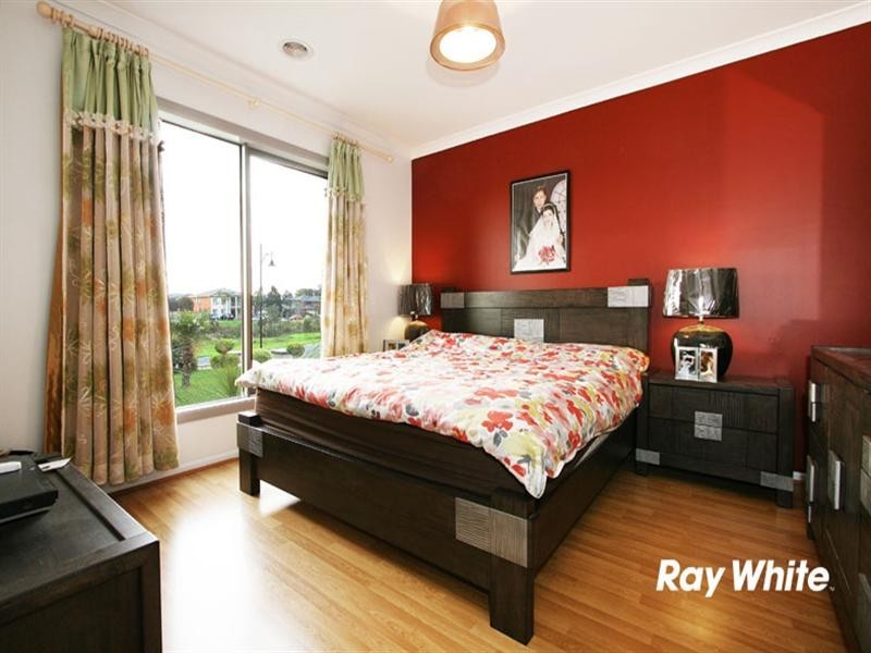 13 Cafardi Boulevard, Keysborough VIC 3173