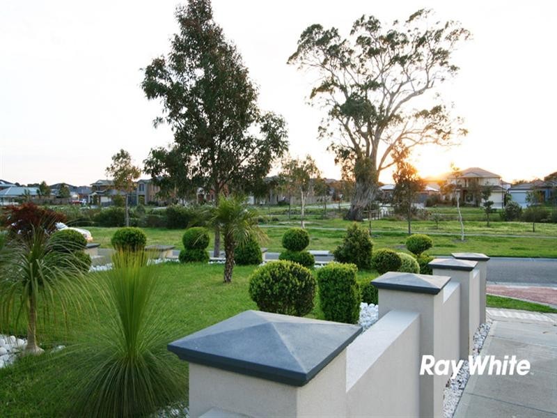 13 Cafardi Boulevard, Keysborough VIC 3173