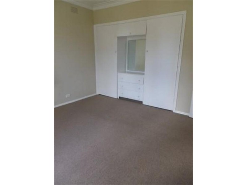 39 Dawn Avenue, Dandenong VIC 3175