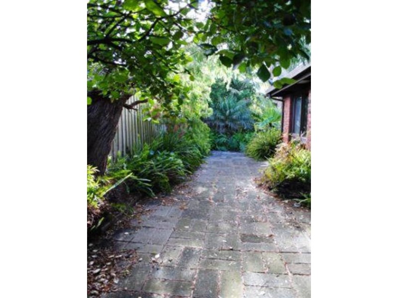 5 Hawkins Court, Keysborough VIC 3173