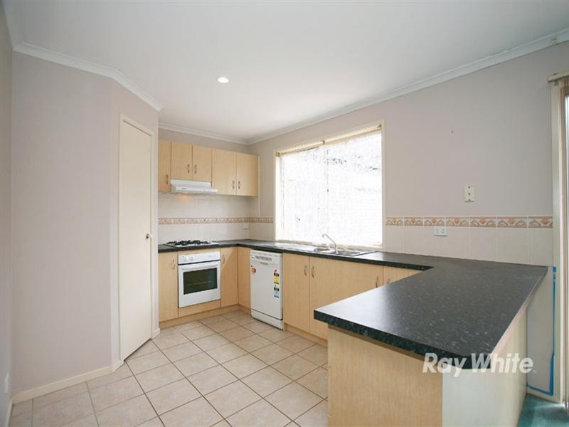 5 Greenlea Grove, Hampton Park VIC 3976