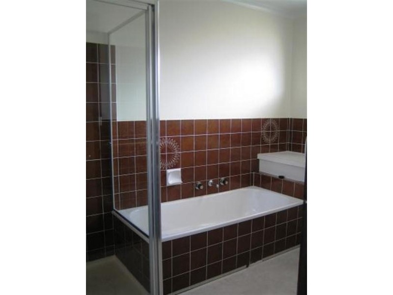 1/1 Crescent Street, Noble Park VIC 3174