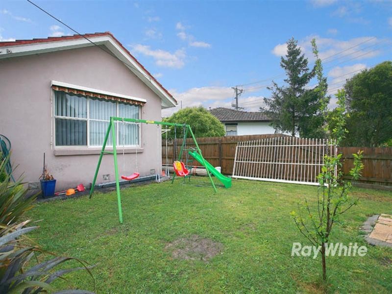 24 Cootamundra Street, Doveton VIC 3177