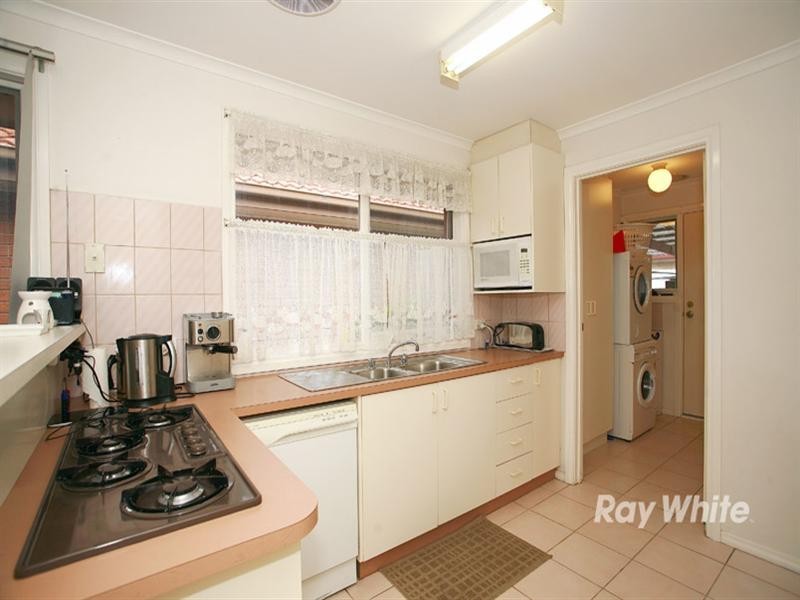 12/12-18 Harold Road, Springvale South VIC 3172