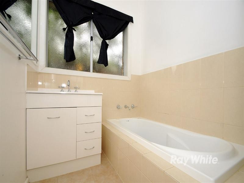 54 Barbara Avenue, Dandenong North VIC 3175