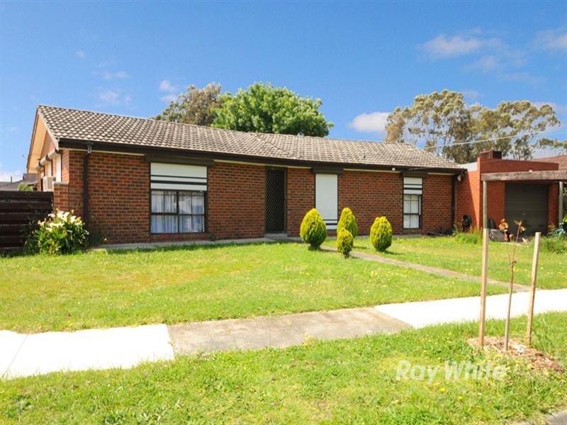 28 Beauvorno Avenue, Keysborough VIC 3173