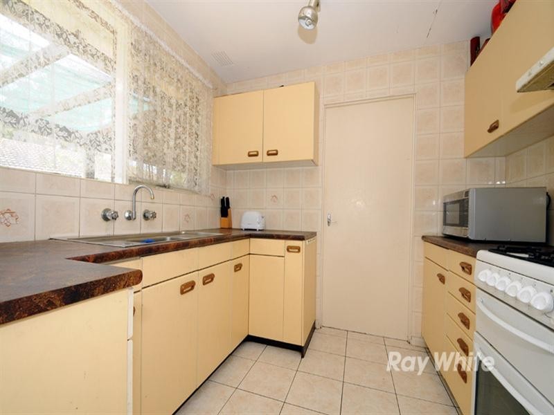 28 Beauvorno Avenue, Keysborough VIC 3173