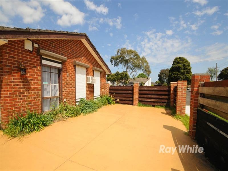 28 Beauvorno Avenue, Keysborough VIC 3173