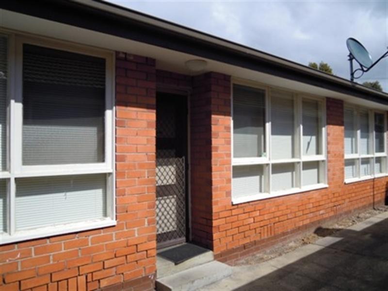 1/2 Reserve Street, Springvale VIC 3171