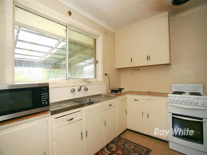 29 Wallarano Drive, Noble Park VIC 3174