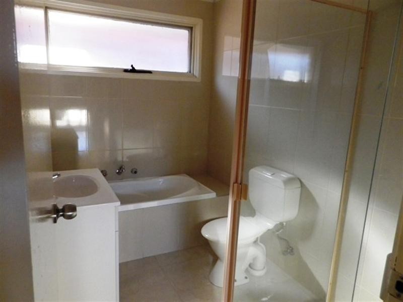 12 Glassford Avenue, Springvale South VIC 3172