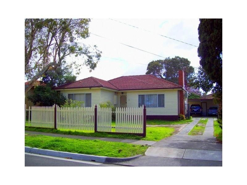 11 Kleine Street, Noble Park VIC 3174