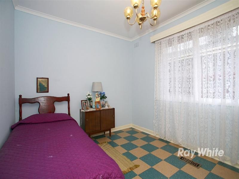 27 Green Street, Noble Park VIC 3174