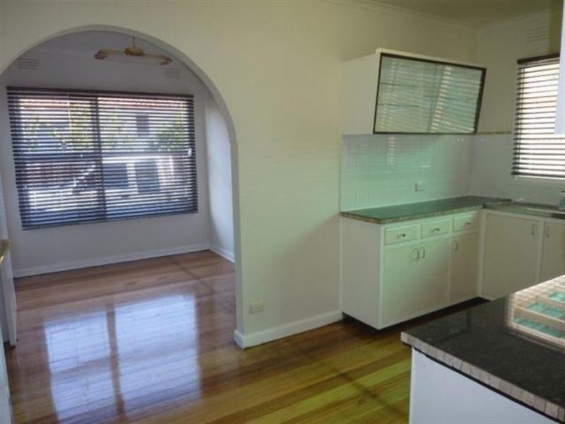 4 Barton Street, Dandenong North VIC 3175