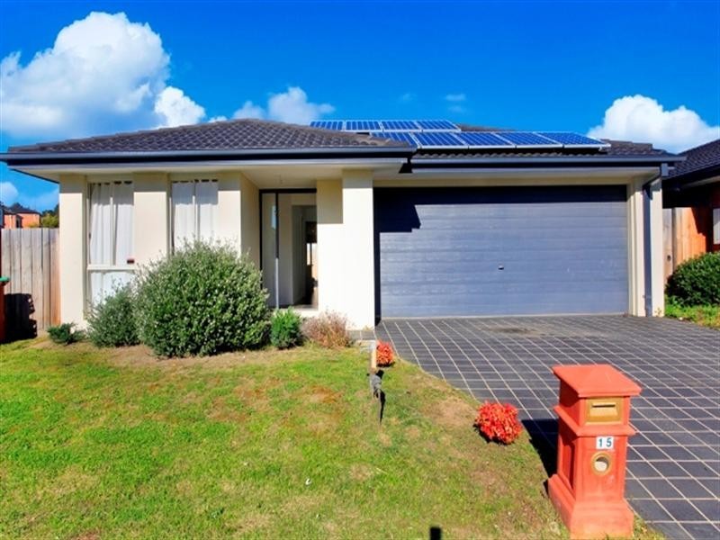 15 Melzak Way, Berwick VIC 3806