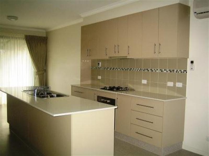 8/21 Fintonia Road, Noble Park VIC 3174