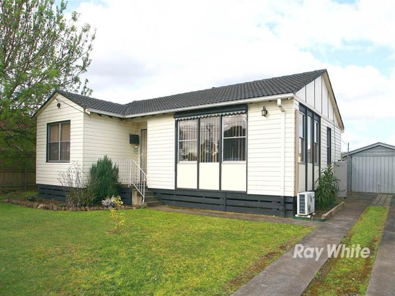 27 Cootamundra Street, Doveton VIC 3177