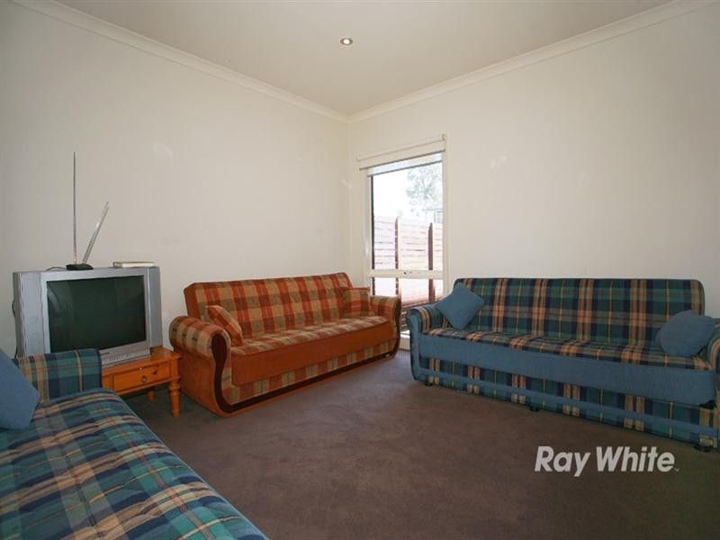 1 Waterford Terrace, Keysborough VIC 3173