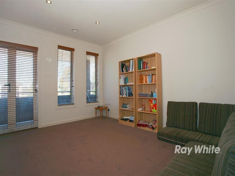 1 Waterford Terrace, Keysborough VIC 3173