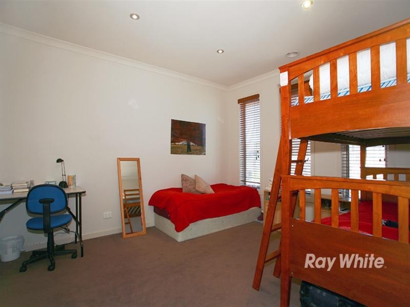 1 Waterford Terrace, Keysborough VIC 3173