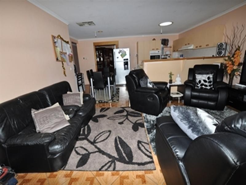 4 Nimbus Court, Hampton Park VIC 3976