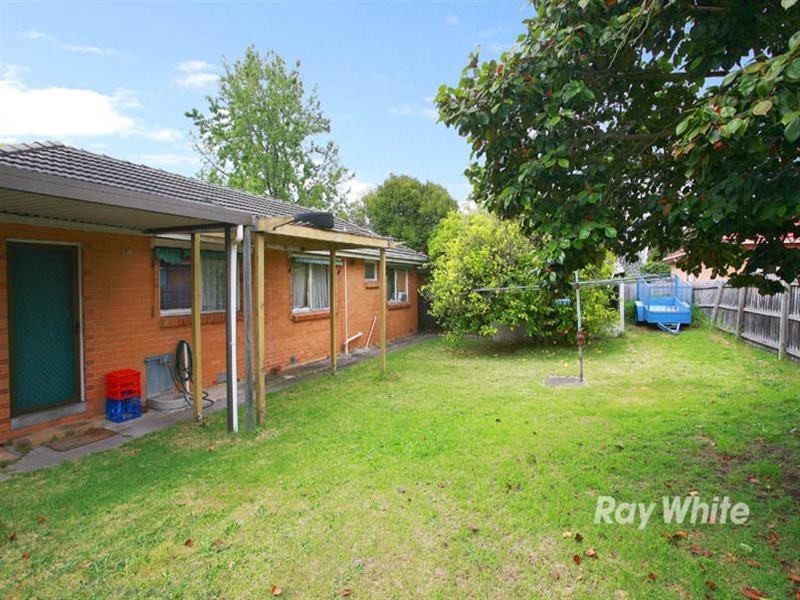 6 Sandra Avenue, Noble Park VIC 3174