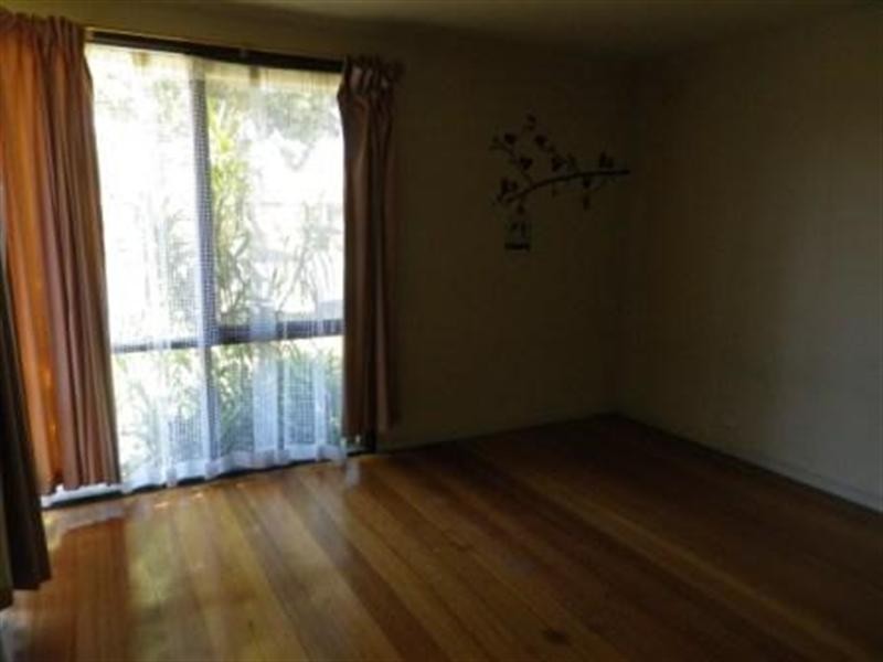 11 Walnut Cresent, Noble Park VIC 3174