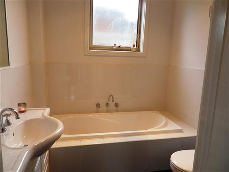 2/41 Noble Street, Noble Park VIC 3174