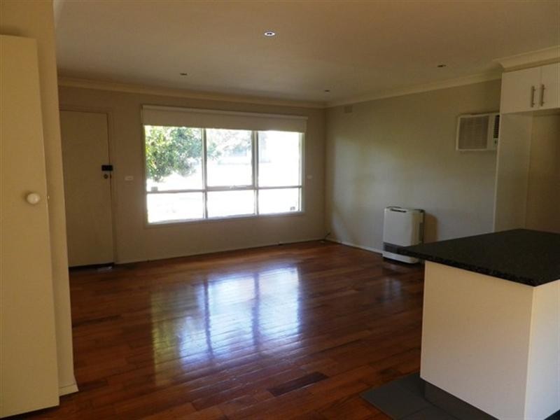 1/27 Louis Street, Doveton VIC 3177