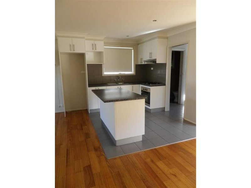 1/27 Louis Street, Doveton VIC 3177