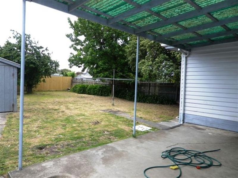 10 Holly Avenue, Dandenong North VIC 3175