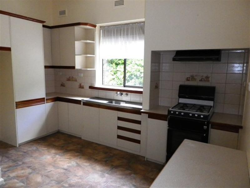 16B Victoria Avenue, Springvale VIC 3171