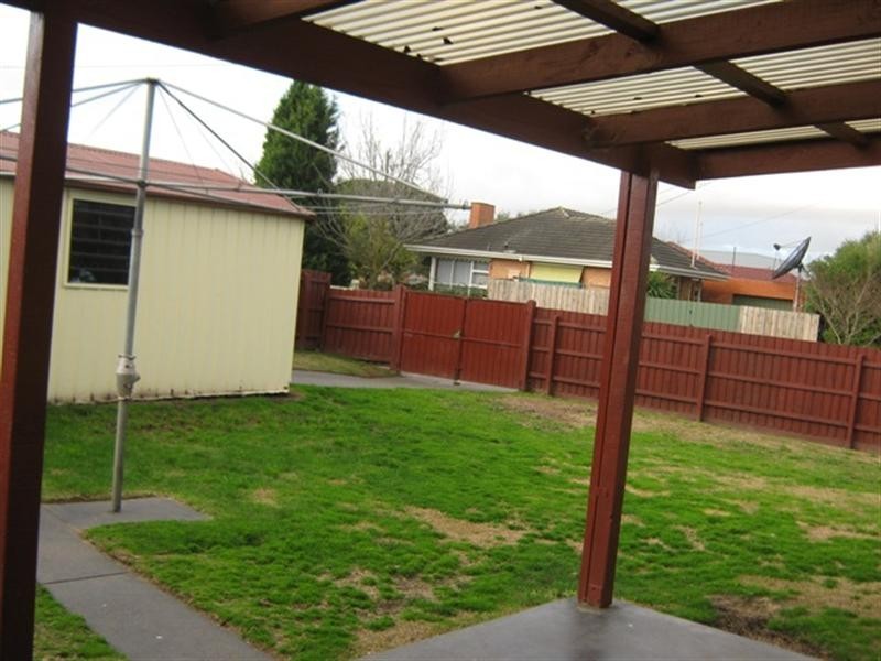 35 Parkmore Road, Noble Park VIC 3174