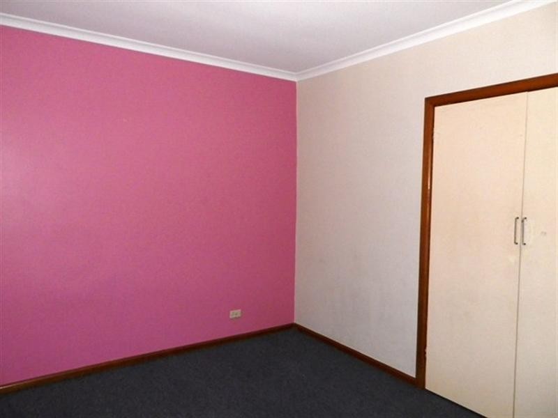 2/3-5 Edward Avenue, Dandenong VIC 3175