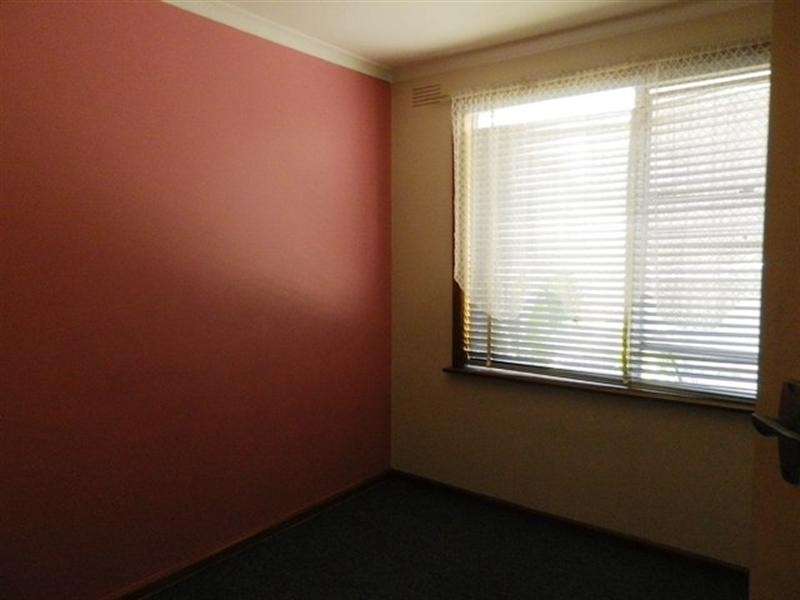 2/3-5 Edward Avenue, Dandenong VIC 3175