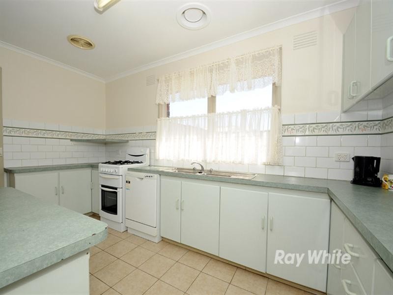 1 Fleckney Court, Keysborough VIC 3173