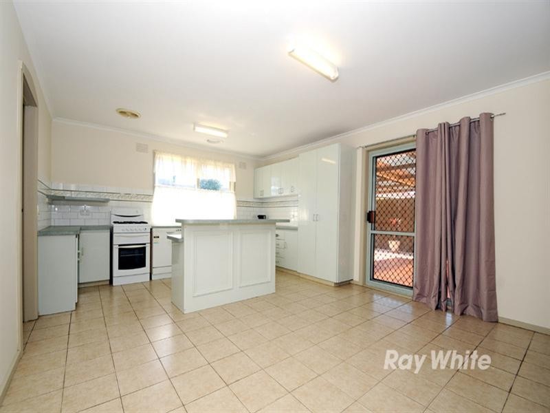 1 Fleckney Court, Keysborough VIC 3173