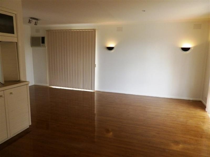 28 Paterson Road, Springvale South VIC 3172