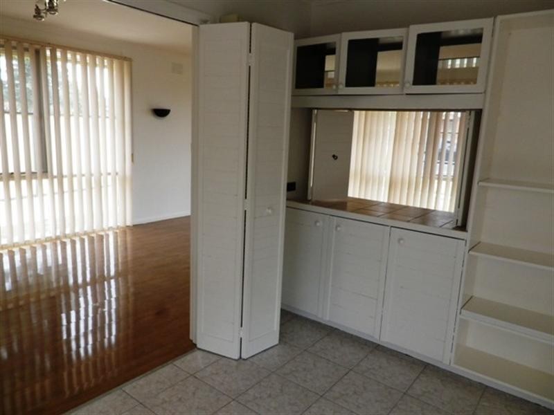 28 Paterson Road, Springvale South VIC 3172