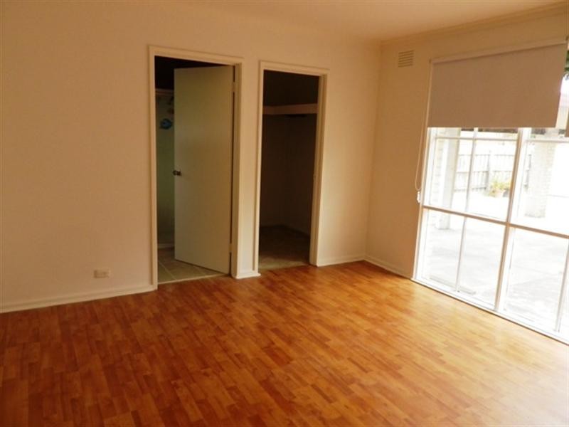 28 Paterson Road, Springvale South VIC 3172