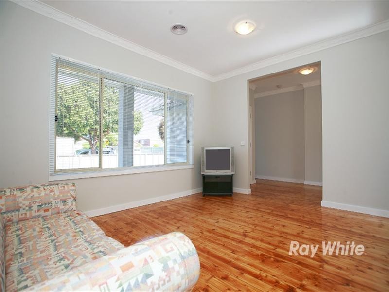 1/10 Henry Street, Noble Park VIC 3174