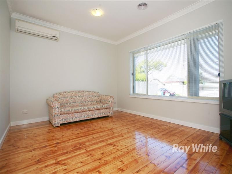 1/10 Henry Street, Noble Park VIC 3174